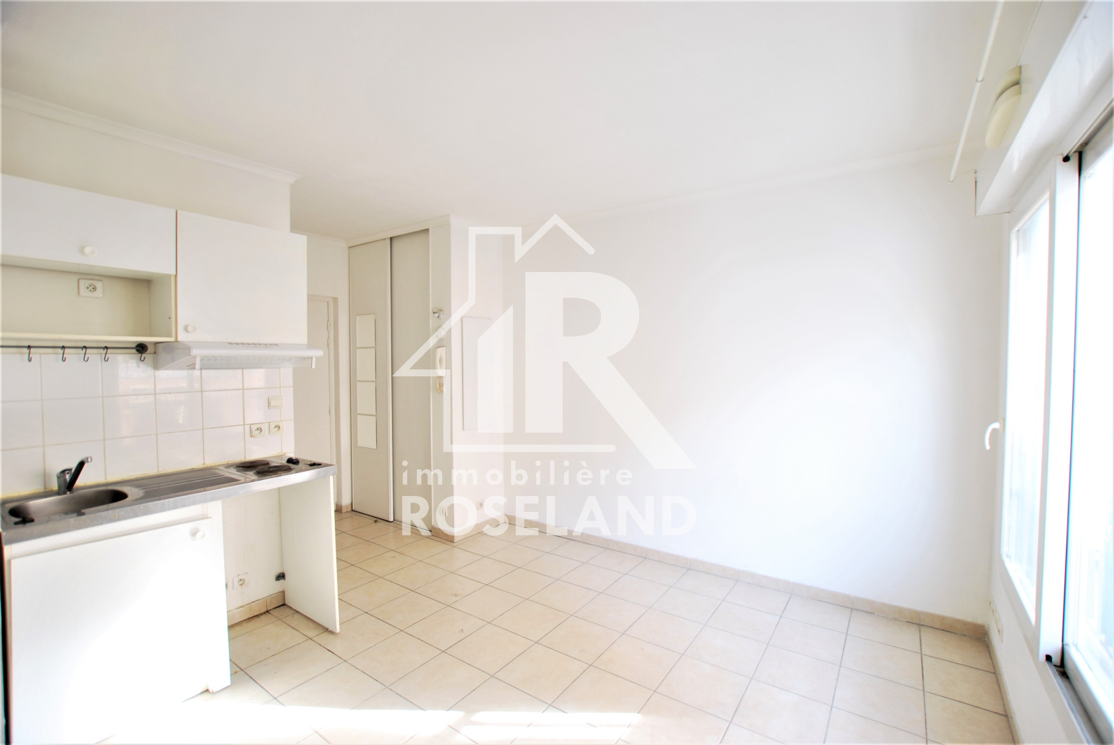 Image_, Studio, Nice, ref :VST100005083