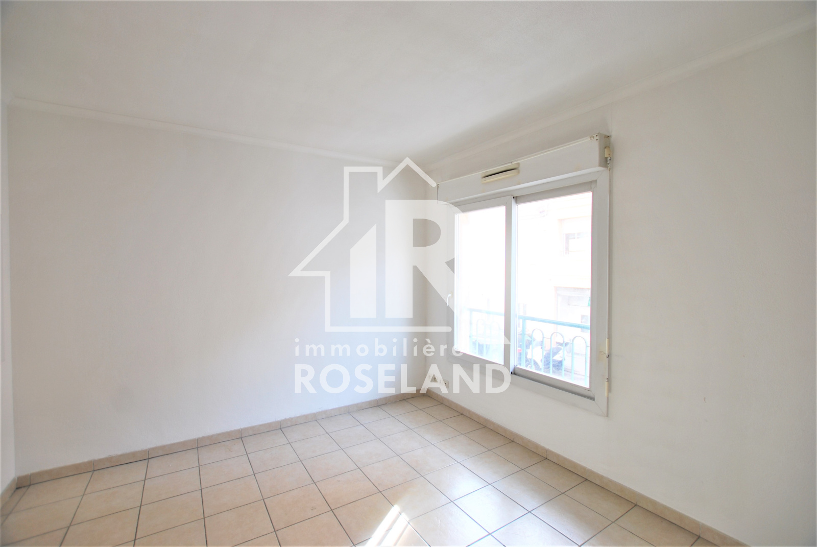 Image_, Studio, Nice, ref :VST100005083