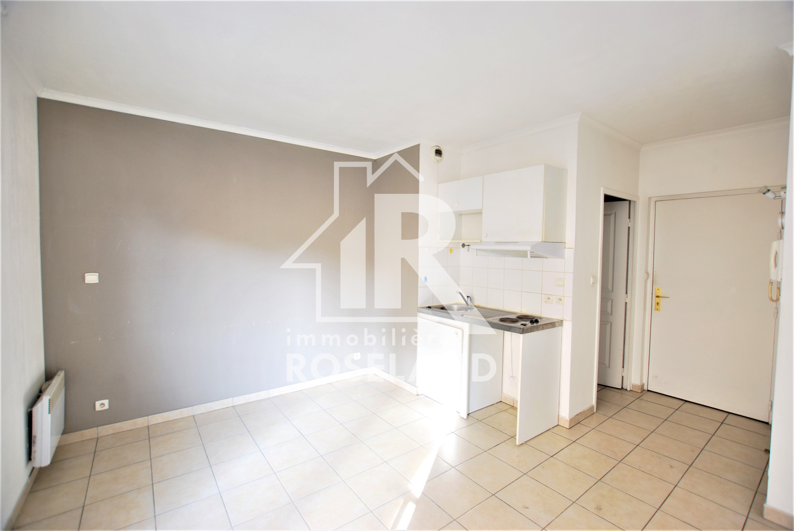 Image_, Studio, Nice, ref :VST100005083