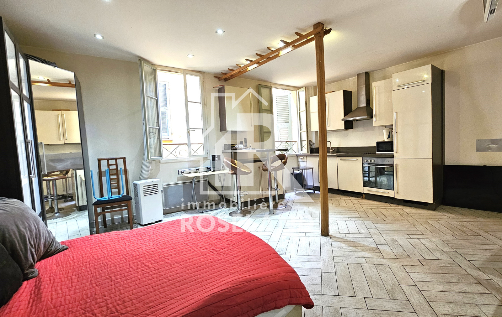 Image_, Studio, Nice, ref :VST730005997