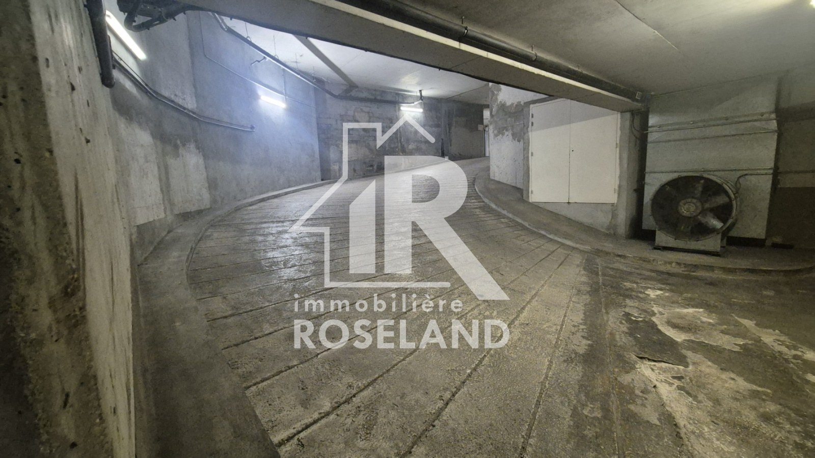 Image_, Parking, Nice, ref :VPA20005982