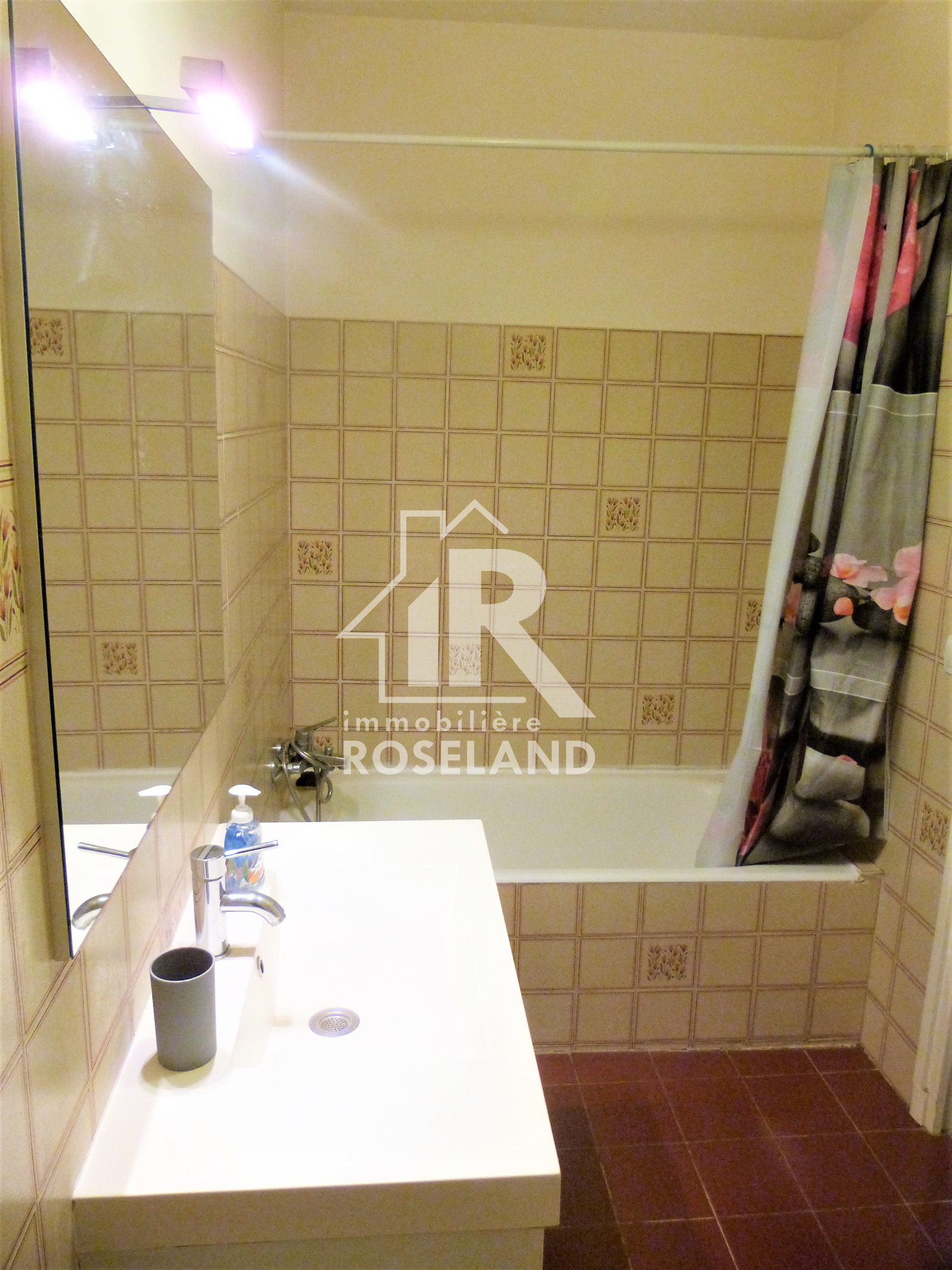 Image_, Studio, Nice, ref :VST100005151