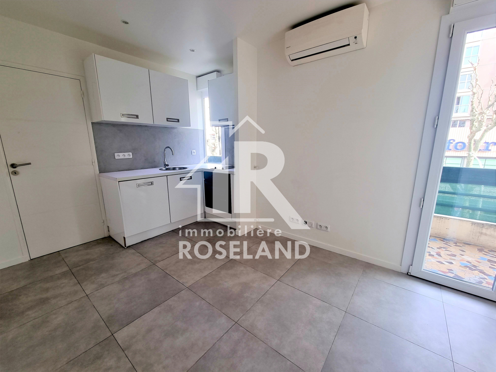 Image_, Studio, Nice, ref :VST20005270