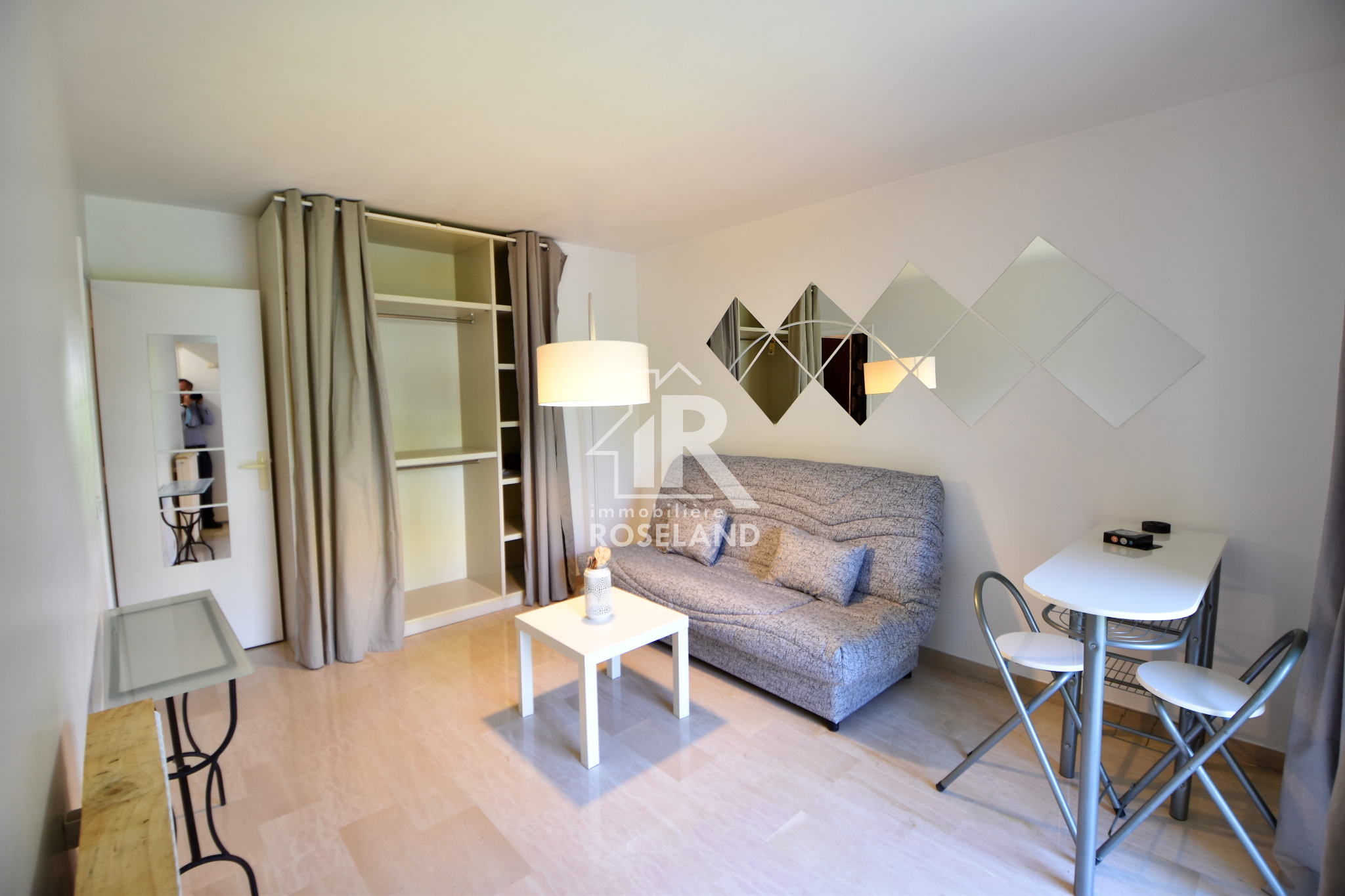 location Studio Meublé NICE OUEST BAS FABRON Immobilière Roseland