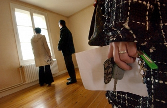 LES VISITES IMMOBILIÈRES ET LES DÉMÉN...